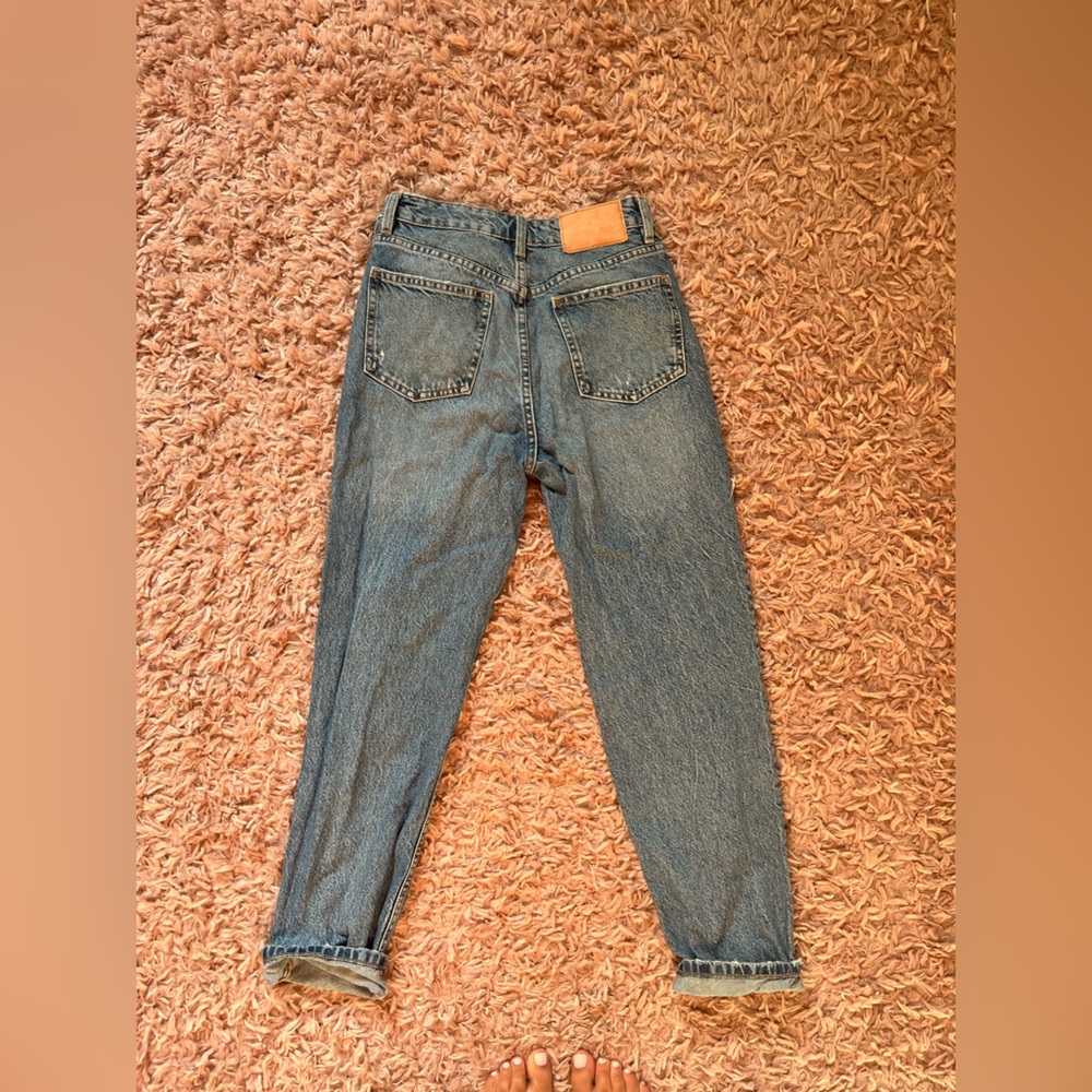 Zara Ripped Jeans - Picture 2 of 2